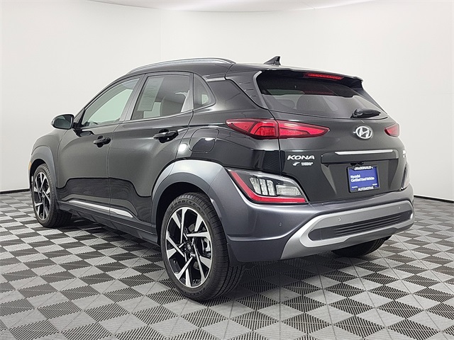 2022 Hyundai Kona Limited photo 3