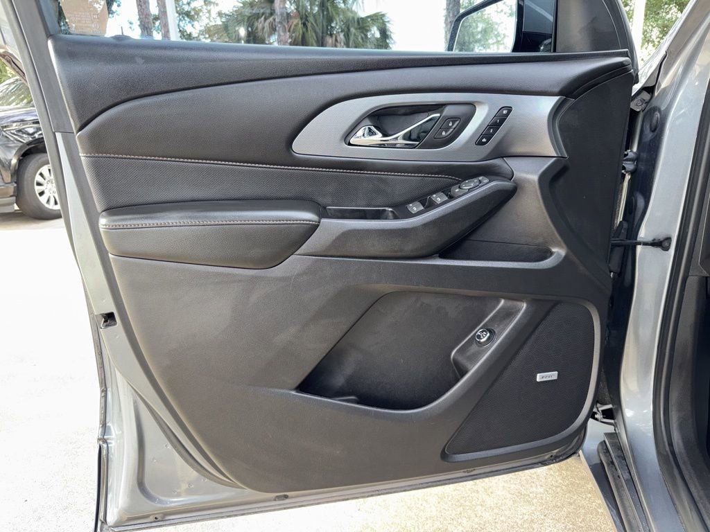 2018 Chevrolet Traverse Premier photo 23