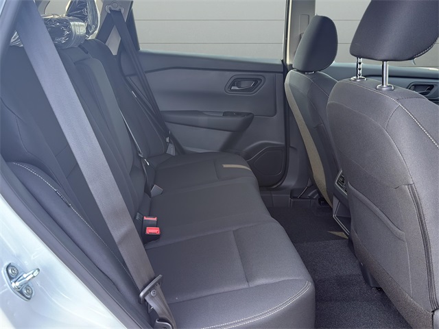 2026 Nissan Rogue S photo 25