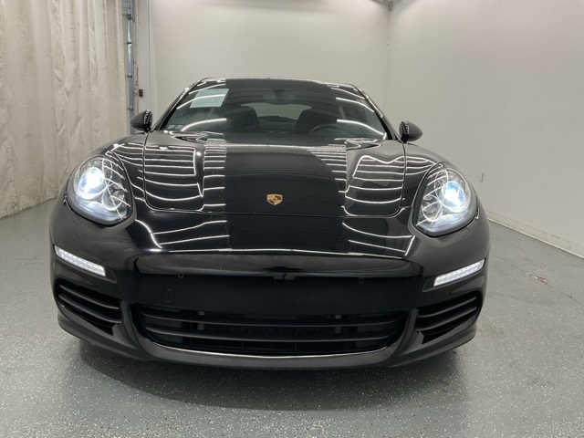 2016 Porsche Panamera E-Hybrid S photo 3
