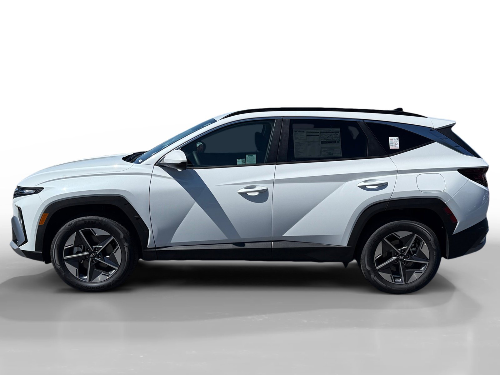 2025 Hyundai Tucson Plug-in Hybrid SEL photo 2