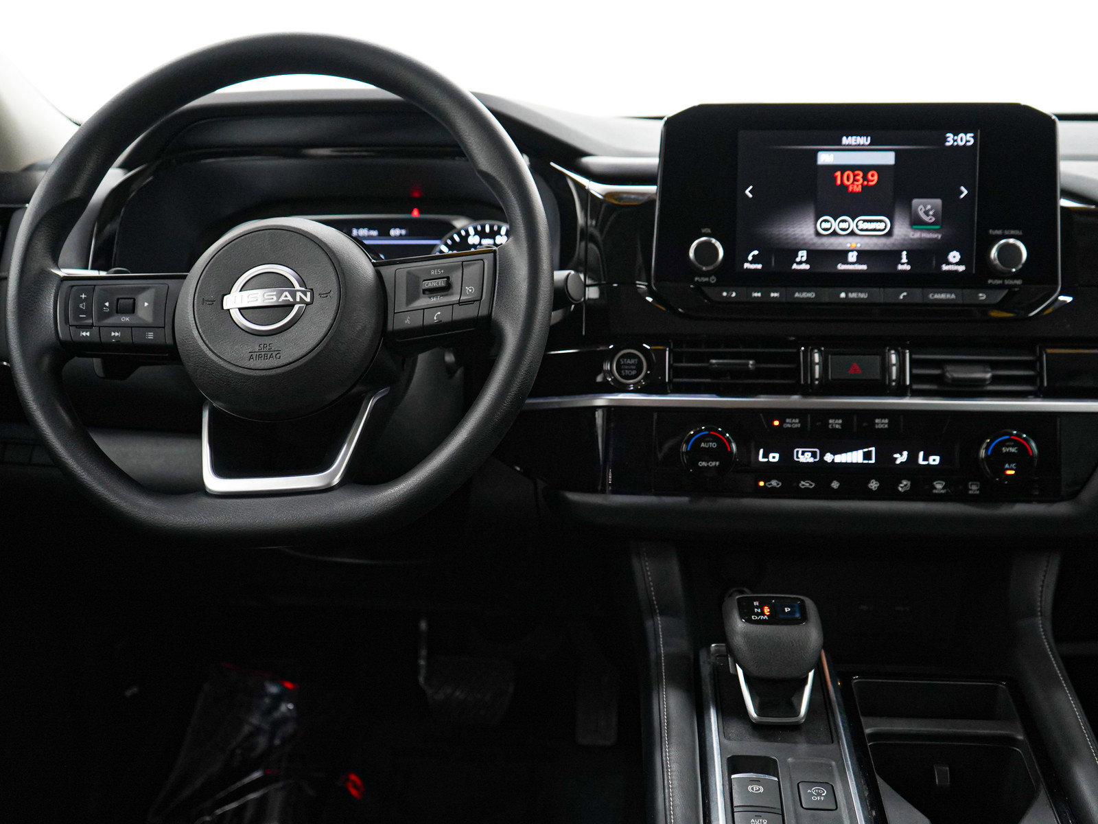 2022 Nissan Pathfinder S photo 14