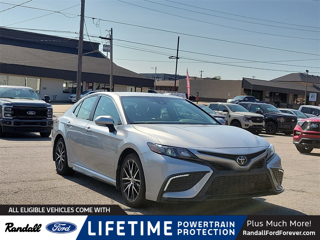2023 Toyota Camry SE