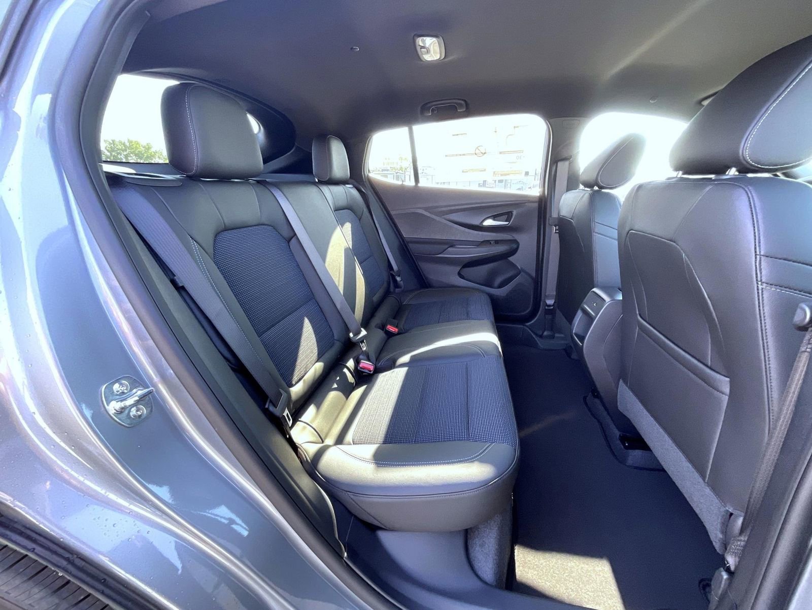 2025 Buick Envista Preferred photo 18