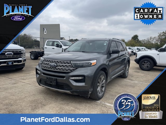2022 Ford Explorer Limited's photo
