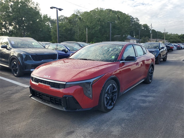 2025 Kia K4 GT-Line photo 4