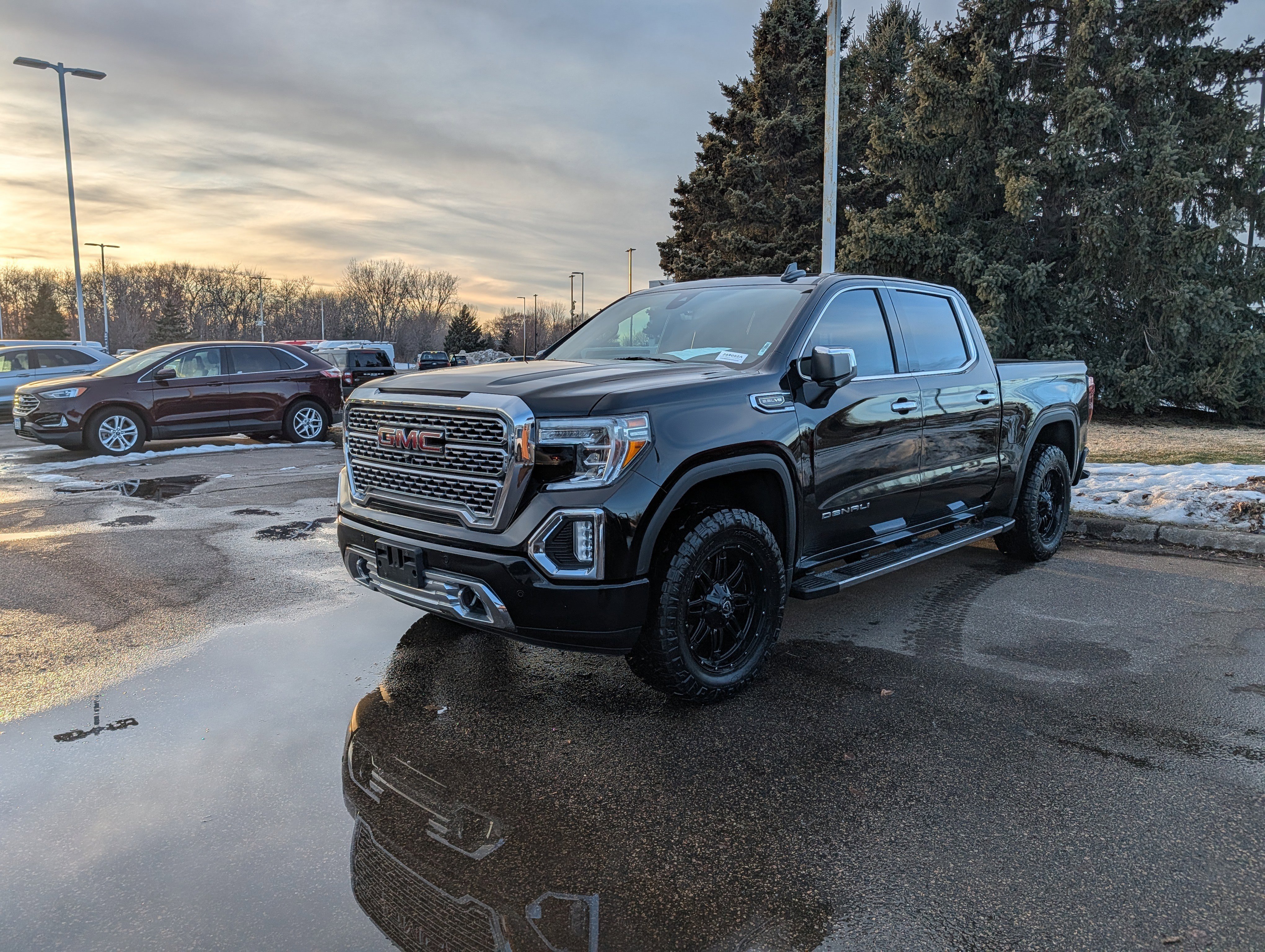 Used 2019 GMC Sierra 1500 Denali Denali with VIN 3GTU9FED1KG267801 for sale in Coon Rapids, Minnesota
