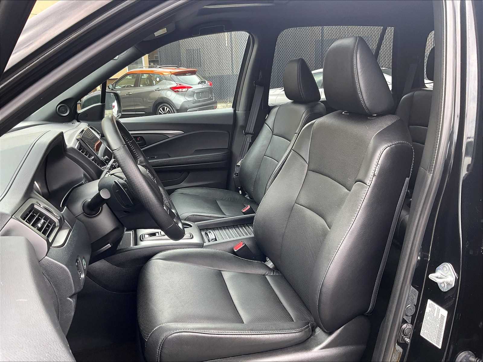 2023 Honda Passport EX-L photo 10