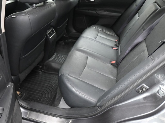 2015 Nissan Altima 2.5 SL photo 13