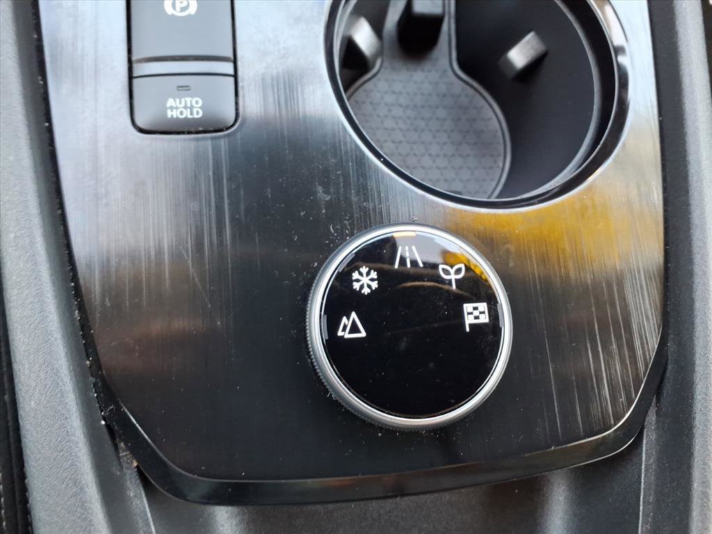 2024 Nissan Rogue SV photo 20