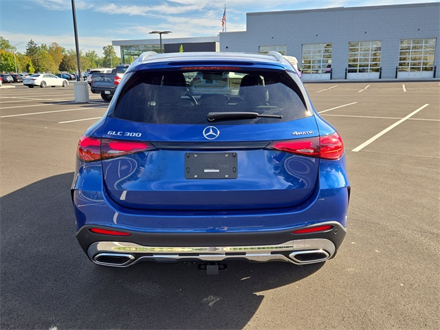 2026 Mercedes Benz GLC 300 4MATIC photo 2