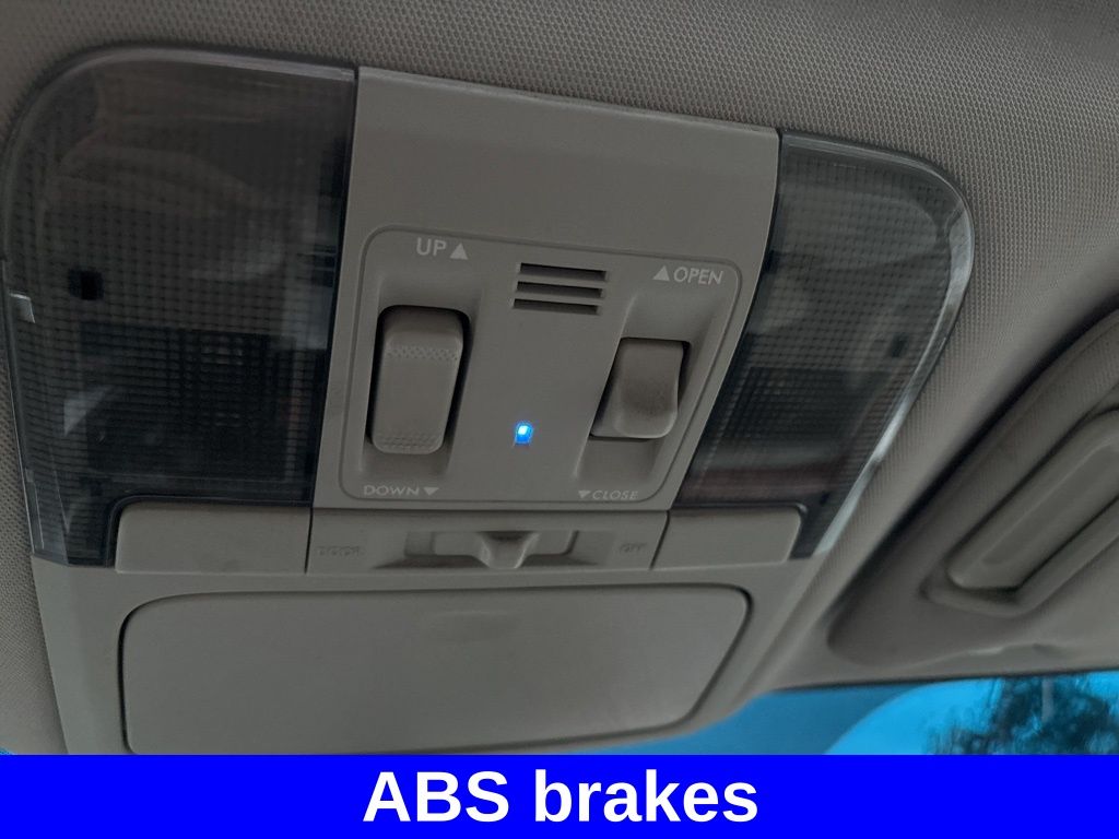 2011 Subaru Outback 2.5i photo 22