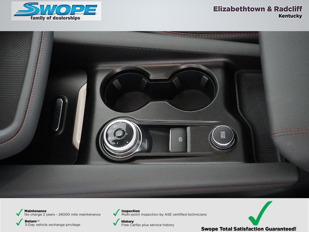 2025 Ford Explorer photo 23