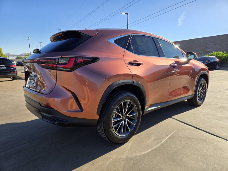 2026 Lexus NX 350 photo 3