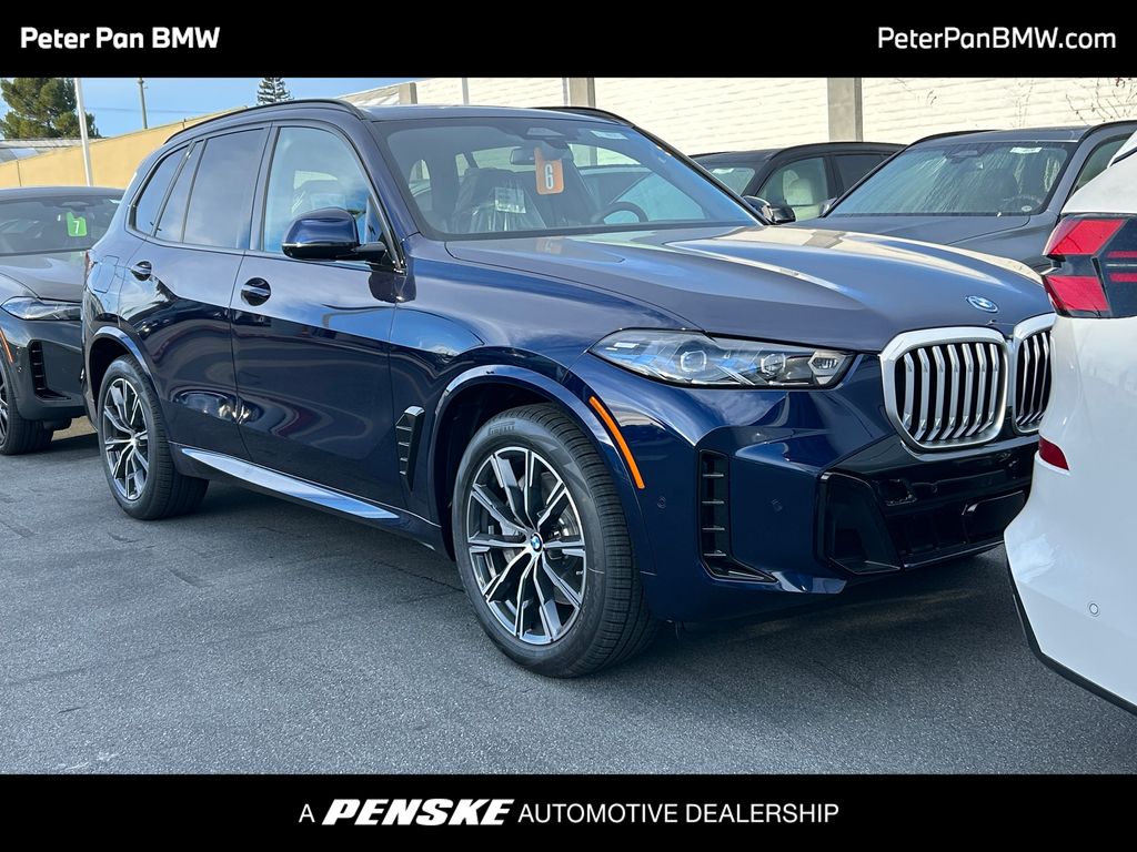 2026 BMW X5 50e's photo