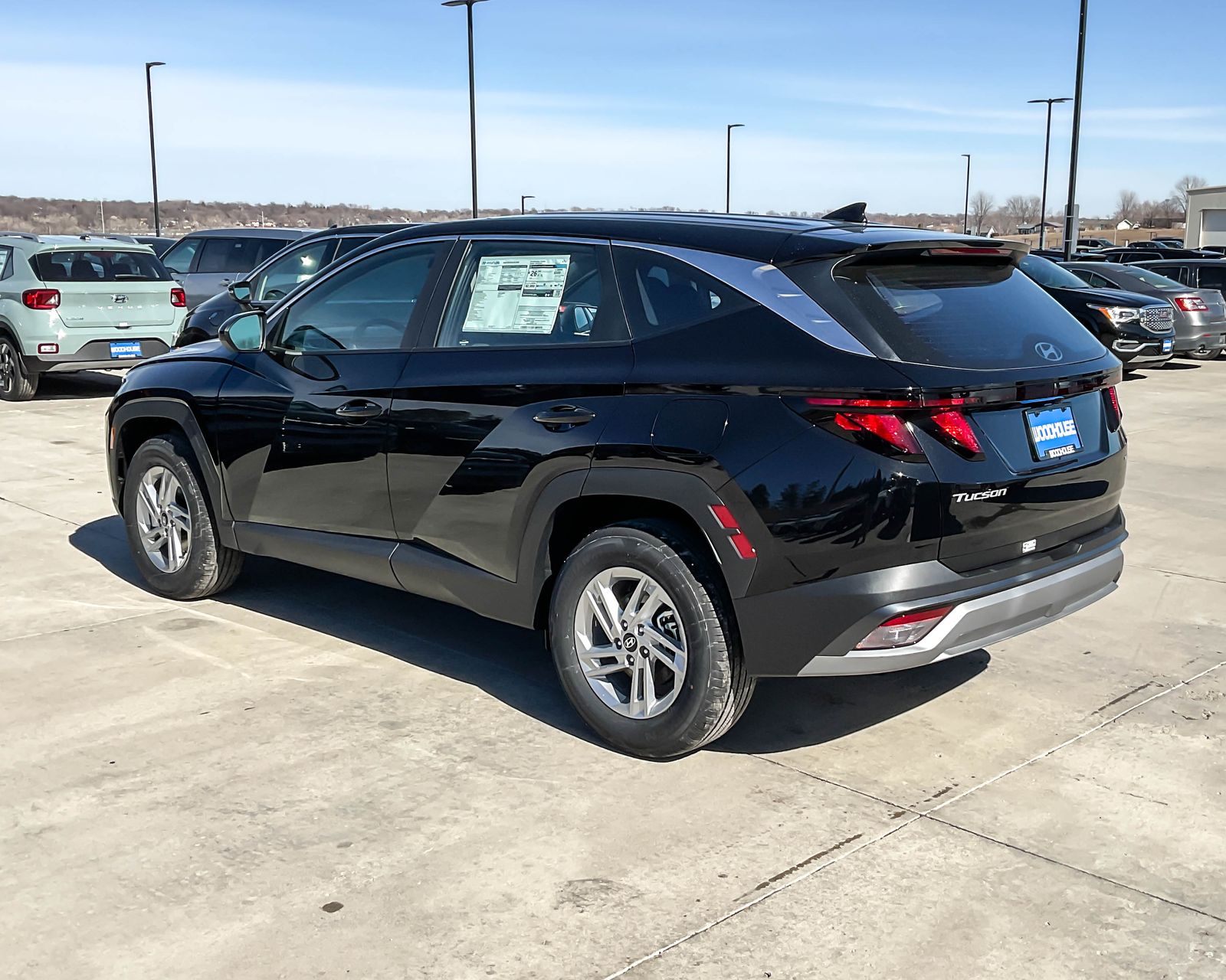 2025 Hyundai Tucson SE photo 4