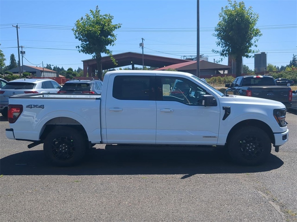 2025 Ford F-150 XLT photo 6