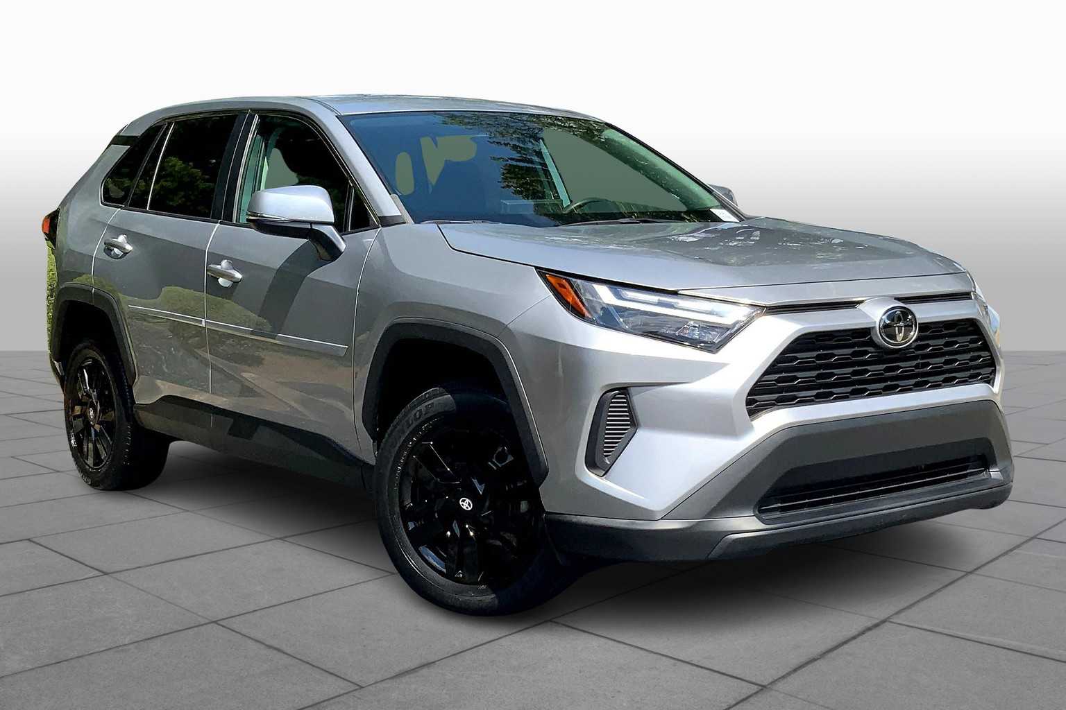 Used 2023 Toyota RAV4 LE with VIN 2T3G1RFV2PC345489 for sale in Northfield, Minnesota