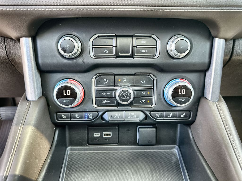 2023 Gmc Yukon SLT photo 34