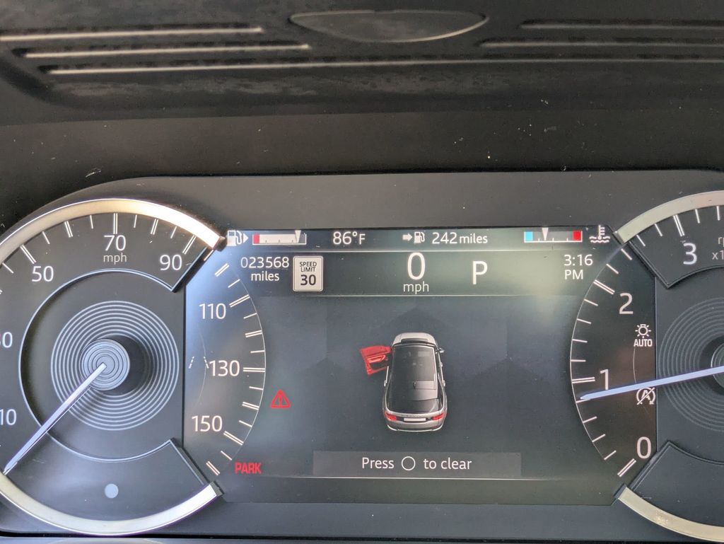 2023 Land Rover Discovery Sport SE R-Dynamic photo 14
