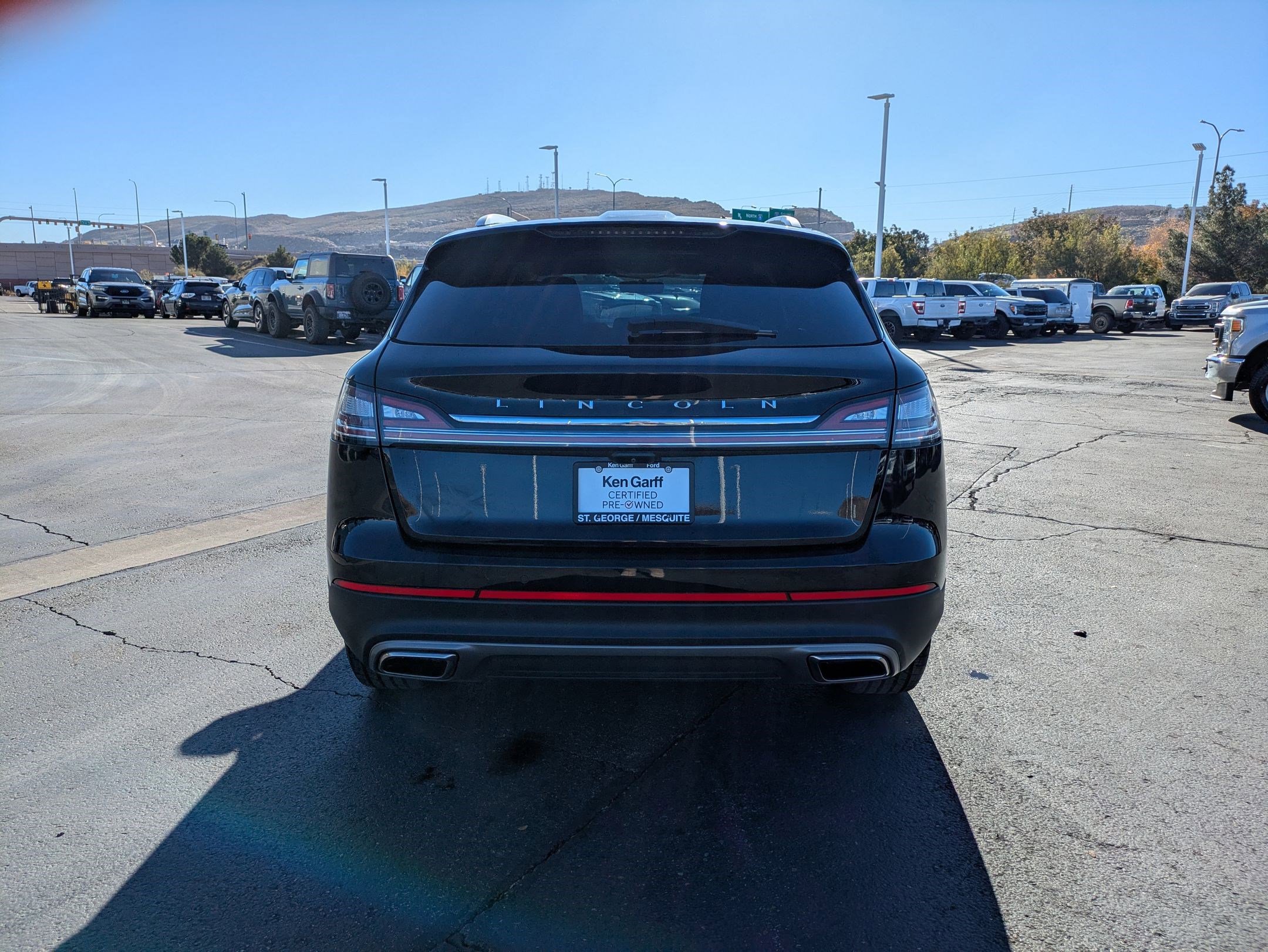 2023 Lincoln Nautilus Standard photo 4