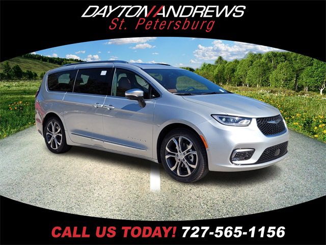 2026 Chrysler Pacifica Pinnacle's photo