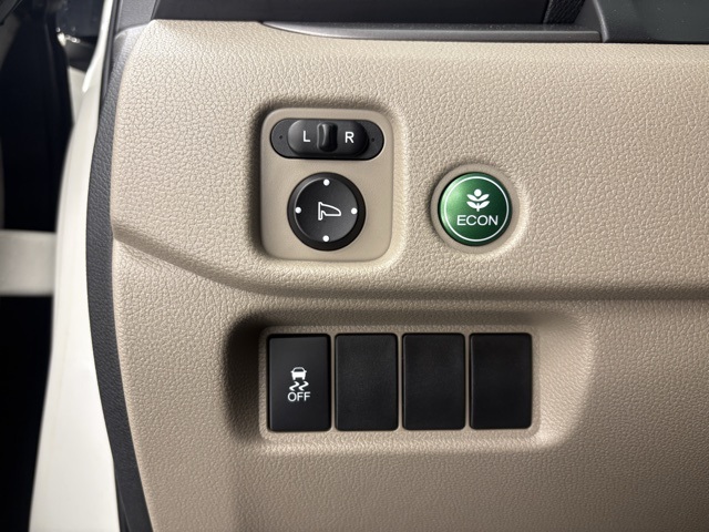 2016 Honda Pilot EX-L photo 14