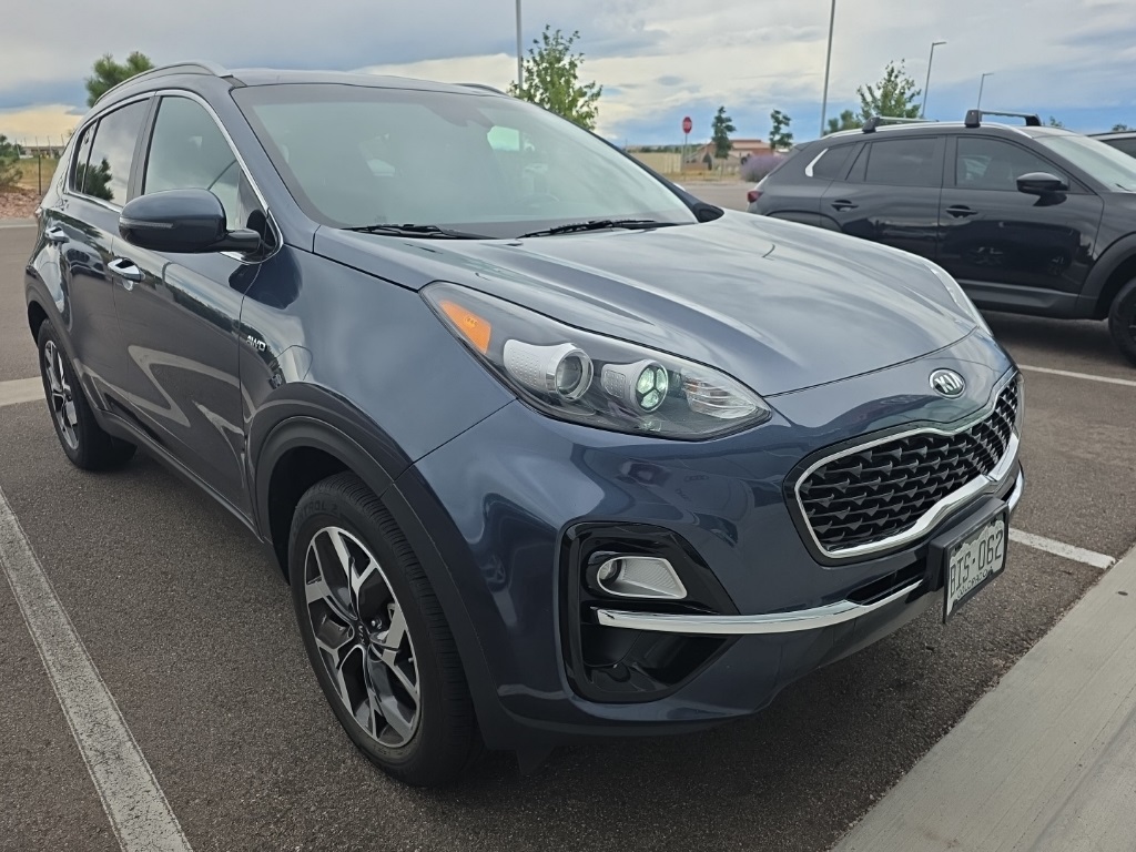 2020 Kia Sportage EX photo 2