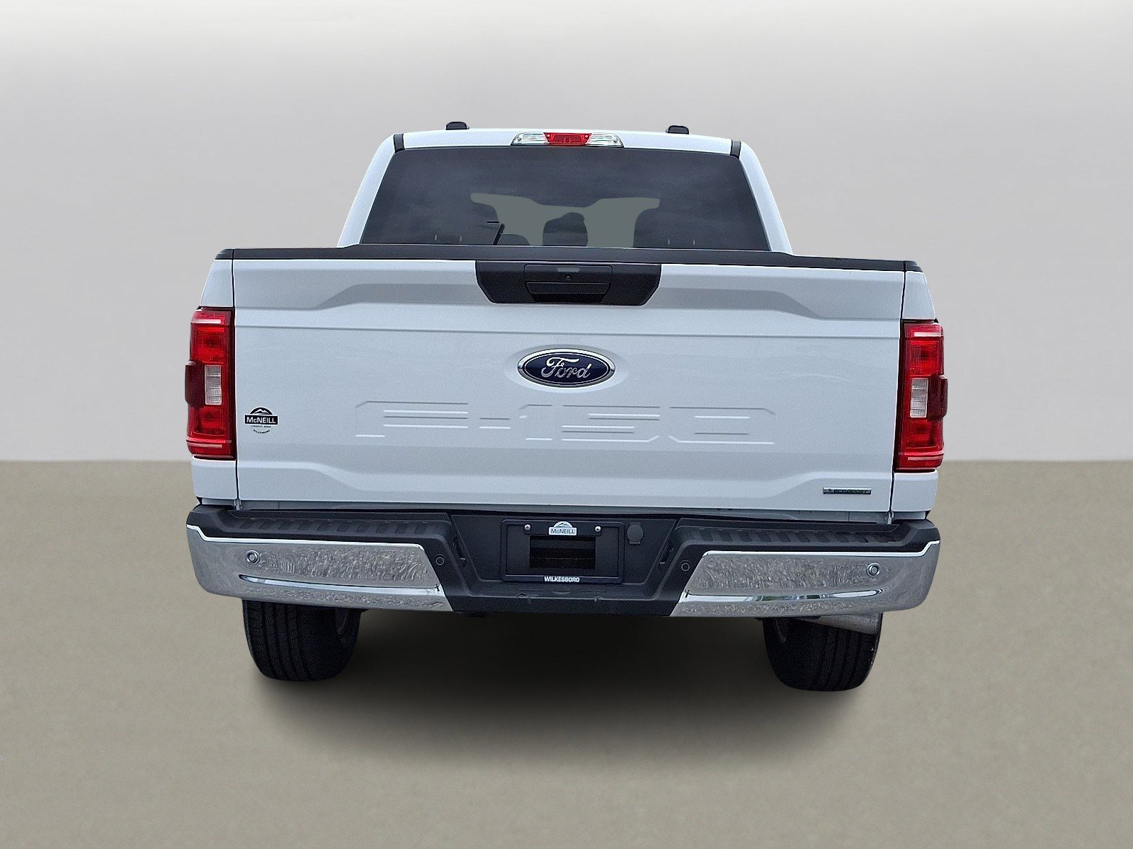 2023 Ford F-150 XLT photo 9
