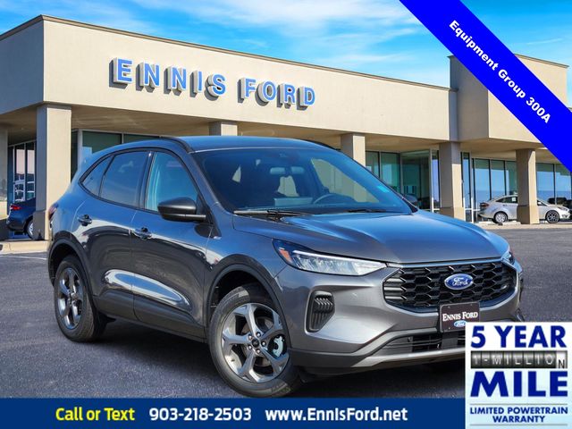 2026 Ford Escape ST-Line's photo
