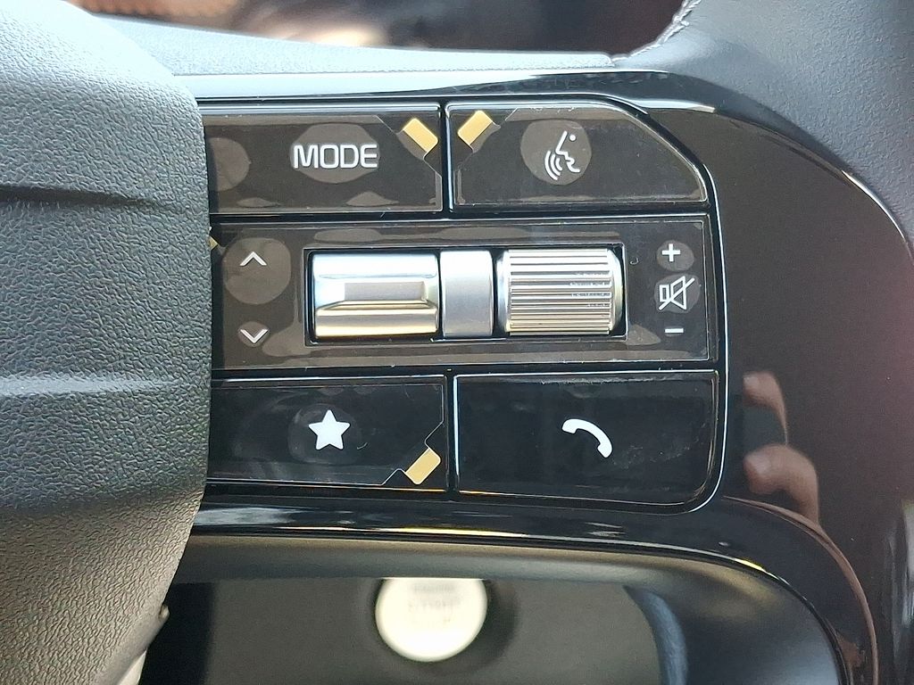 2026 Kia Sorento EX photo 16