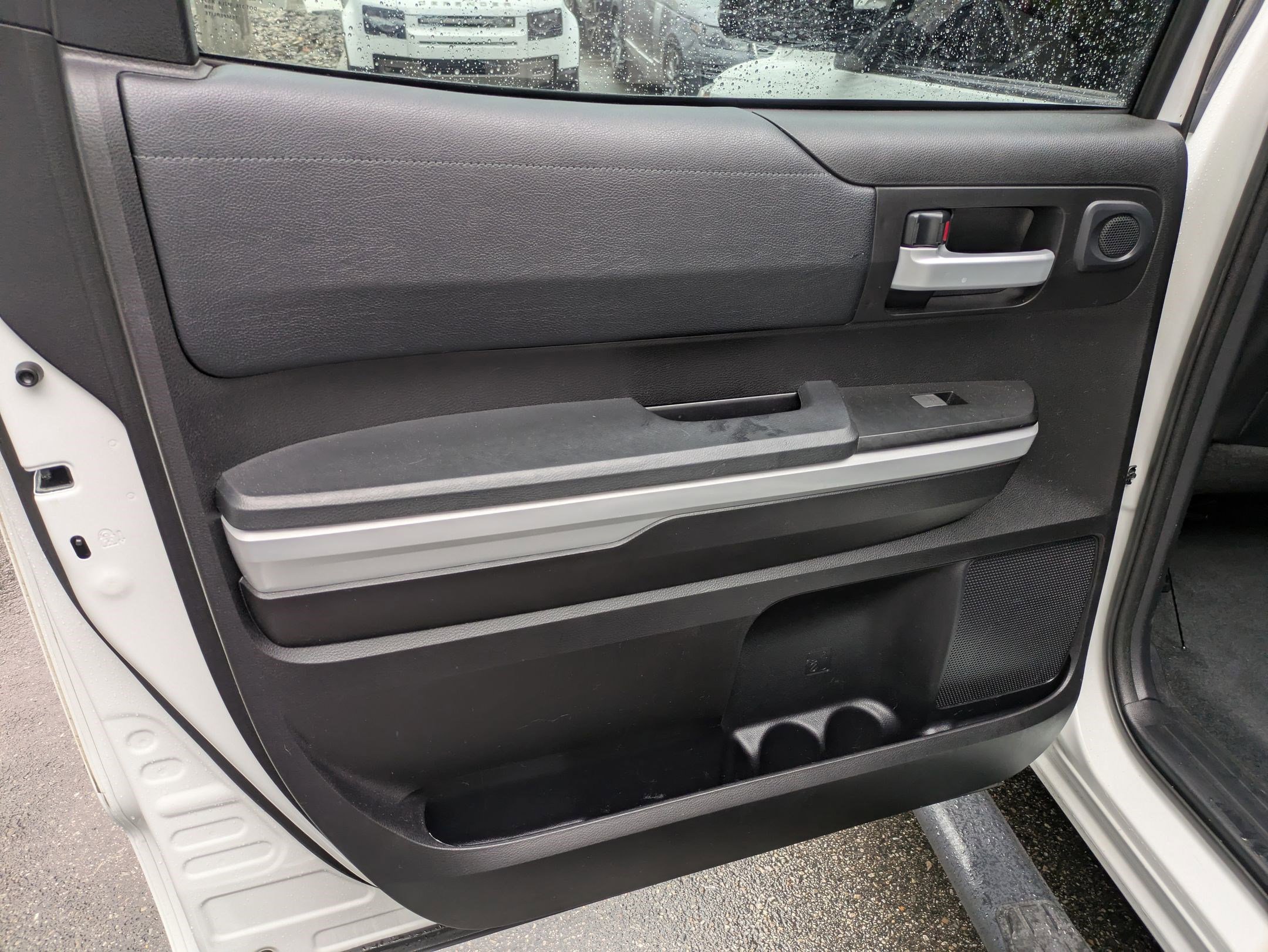 2020 Toyota Tundra SR5 Grade photo 25