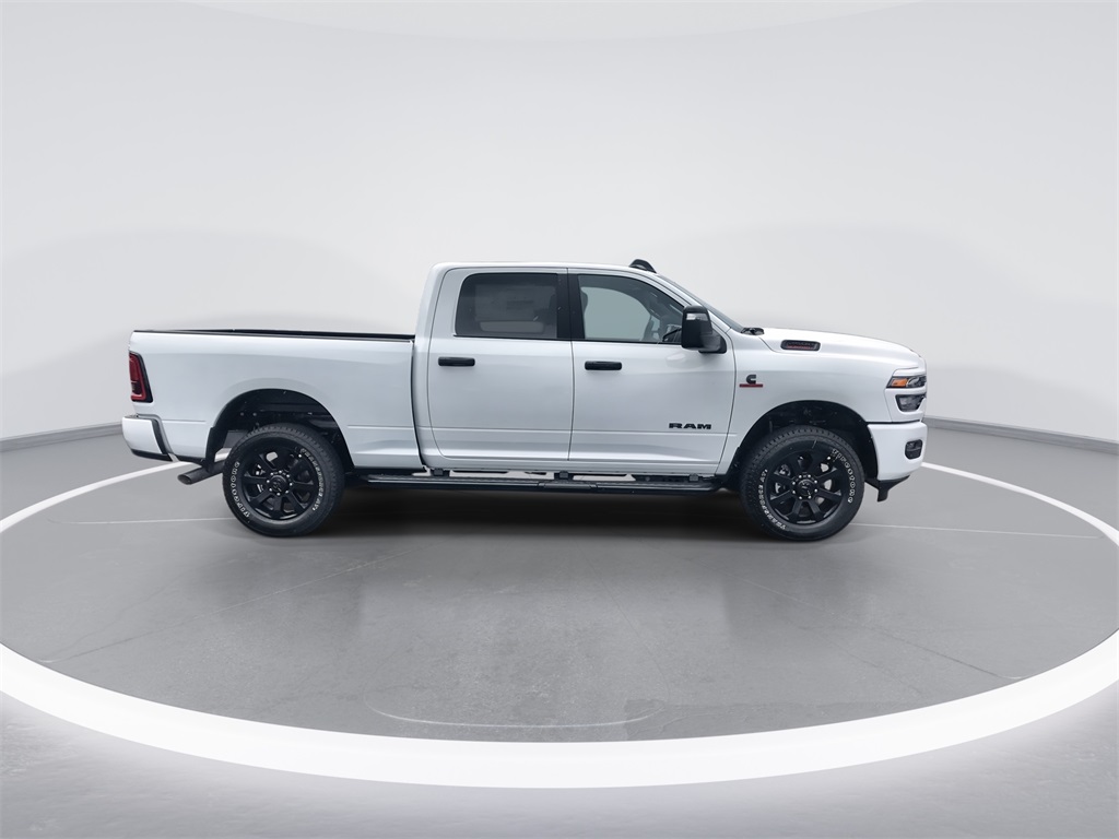 2026 Ram 2500 Big Horn photo 9