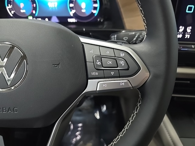 2024 Volkswagen Atlas SE Technology photo 21
