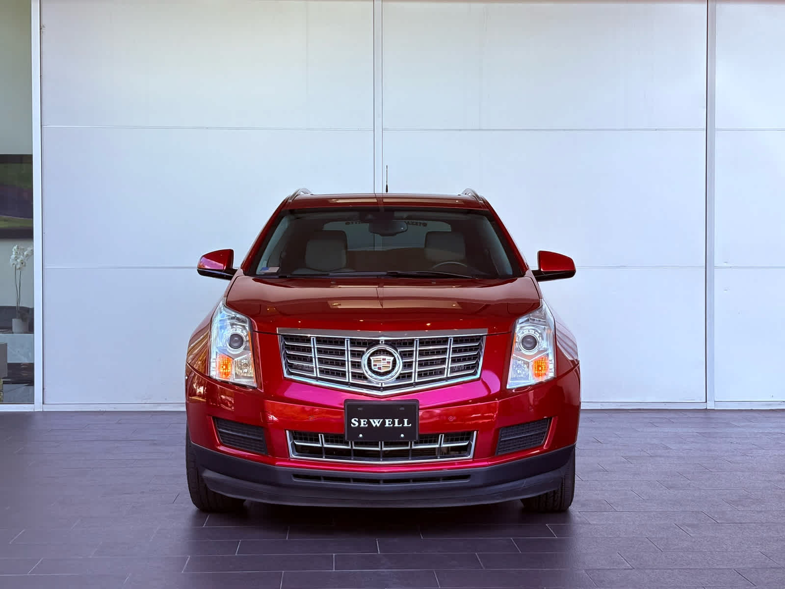 2015 Cadillac SRX Luxury photo 2