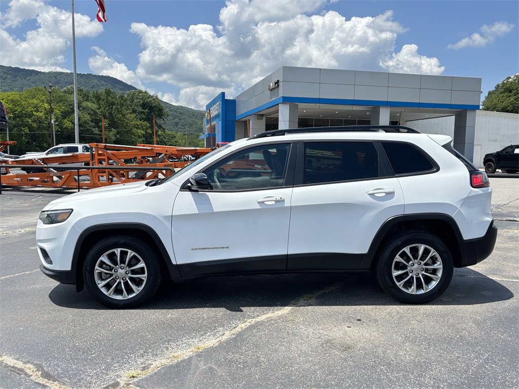 2022 Jeep Cherokee Latitude Lux photo 9