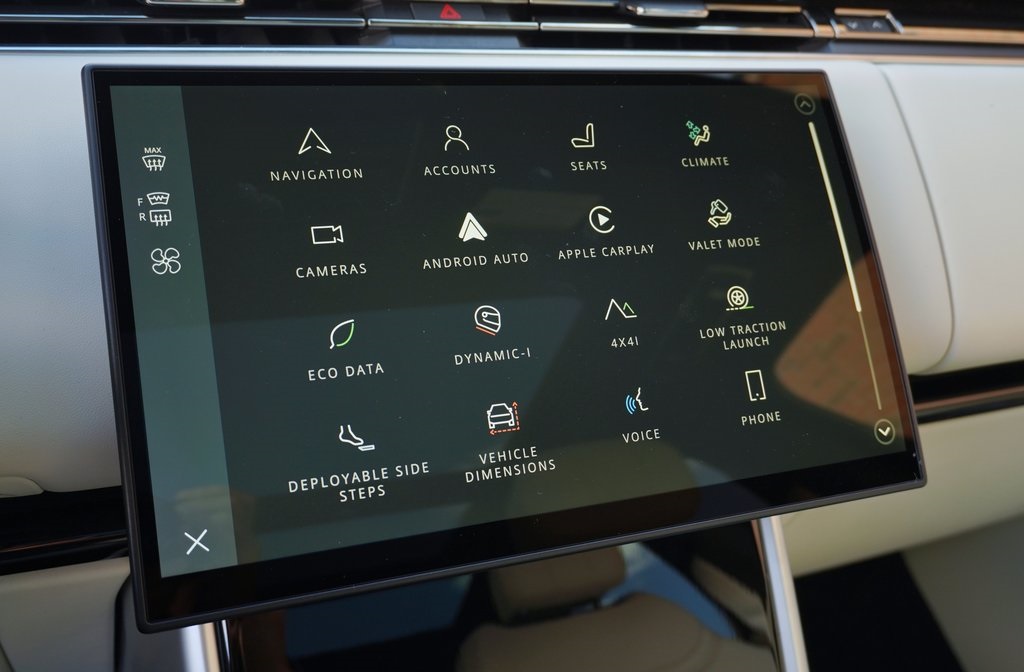 2025 LAND ROVER RANGE ROVER - Image 21