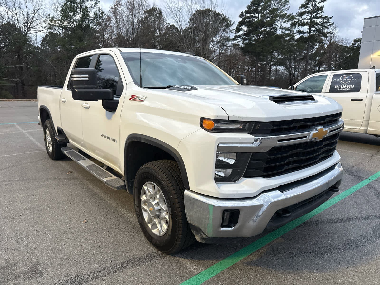 Used 2024 Chevrolet Silverado 2500HD LT with VIN 1GC1YNEY0RF177604 for sale in Little Rock