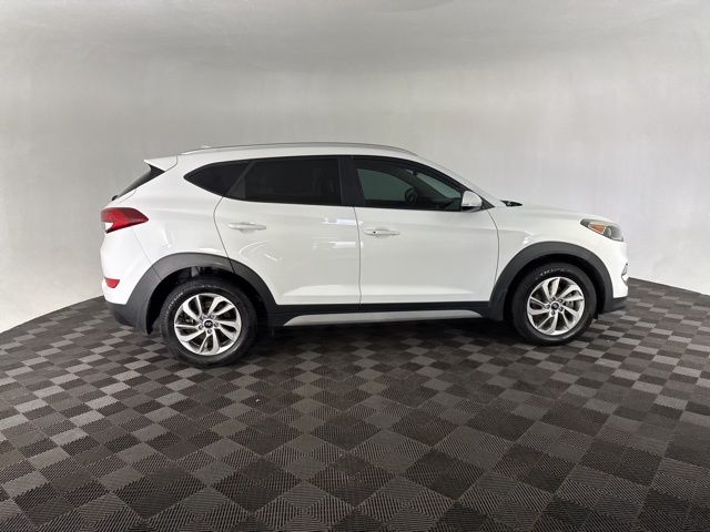 2017 Hyundai Tucson SE Plus photo 4