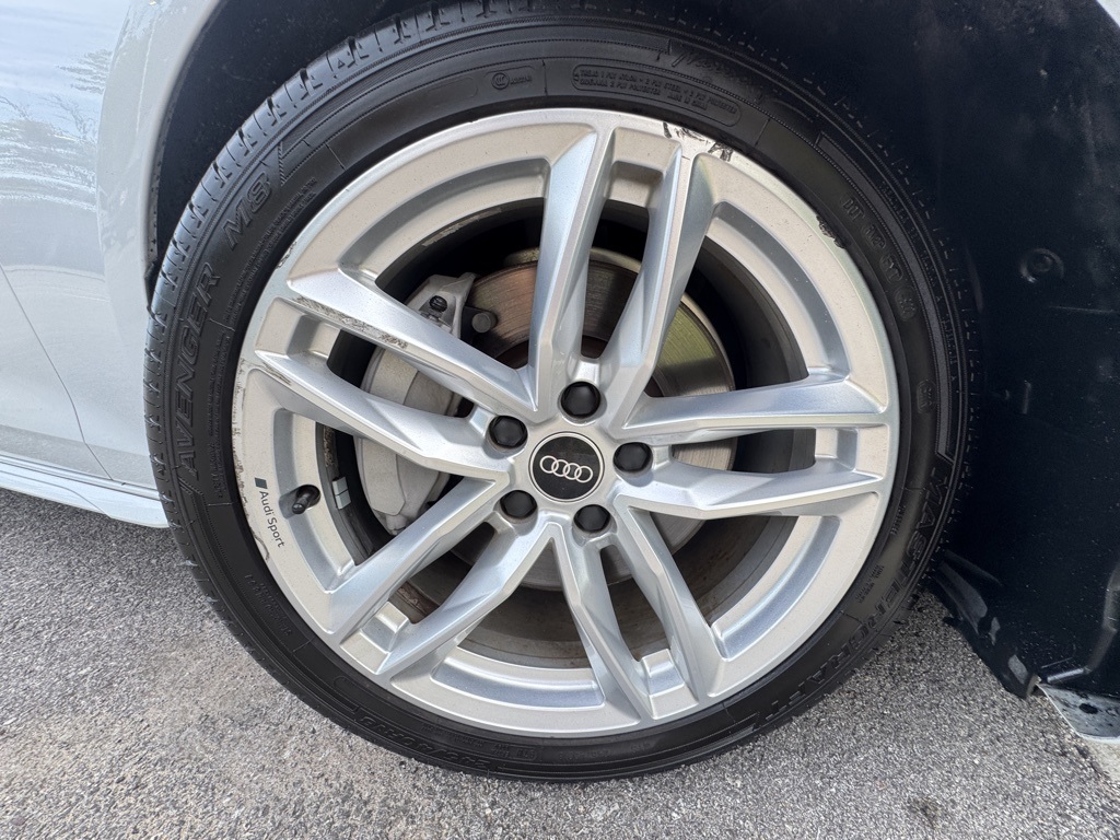 2022 Audi A4 45 S line Premium Plus Quattro photo 11