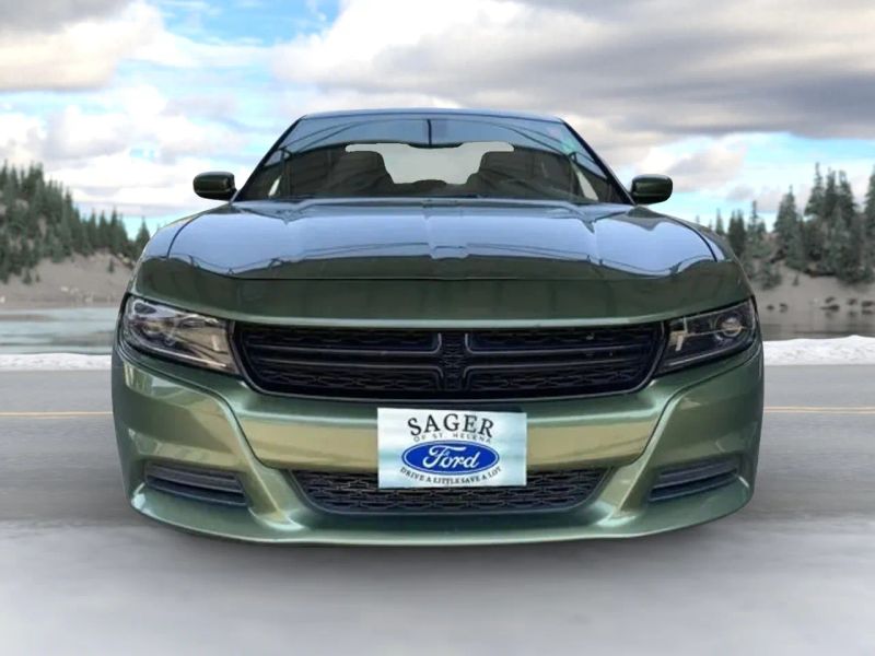 2022 Dodge Charger SXT photo 2