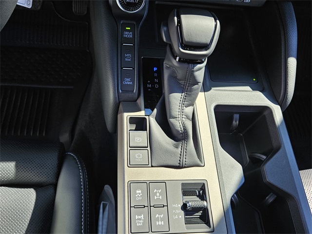 2025 Toyota Land Cruiser Base photo 18