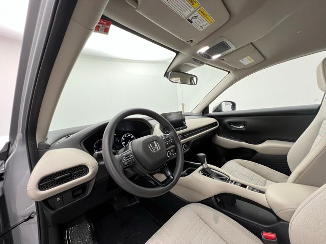 2023 Honda HR-V LX photo 7