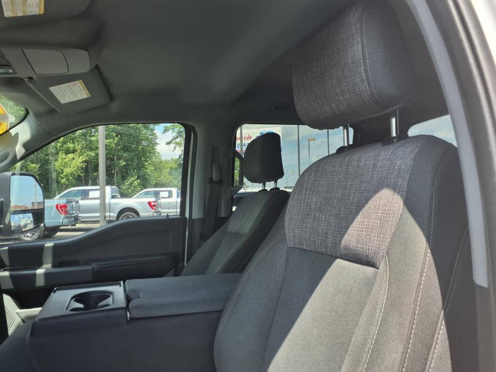 2024 Ford F-250 XLT photo 12