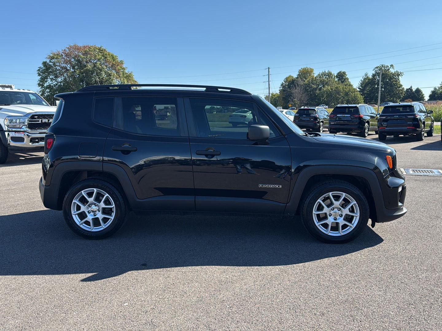 2020 Jeep Renegade Sport photo 4