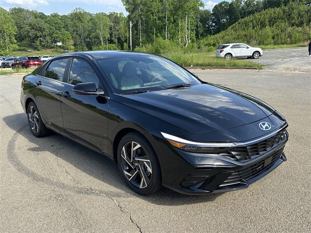 2025 Hyundai Elantra Hybrid Limited photo 7