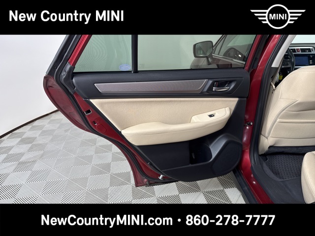 2017 Subaru Outback 2.5i Premium photo 18