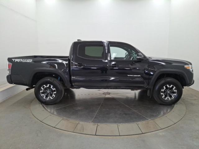 2022 Toyota Tacoma TRD Off-Road photo 8