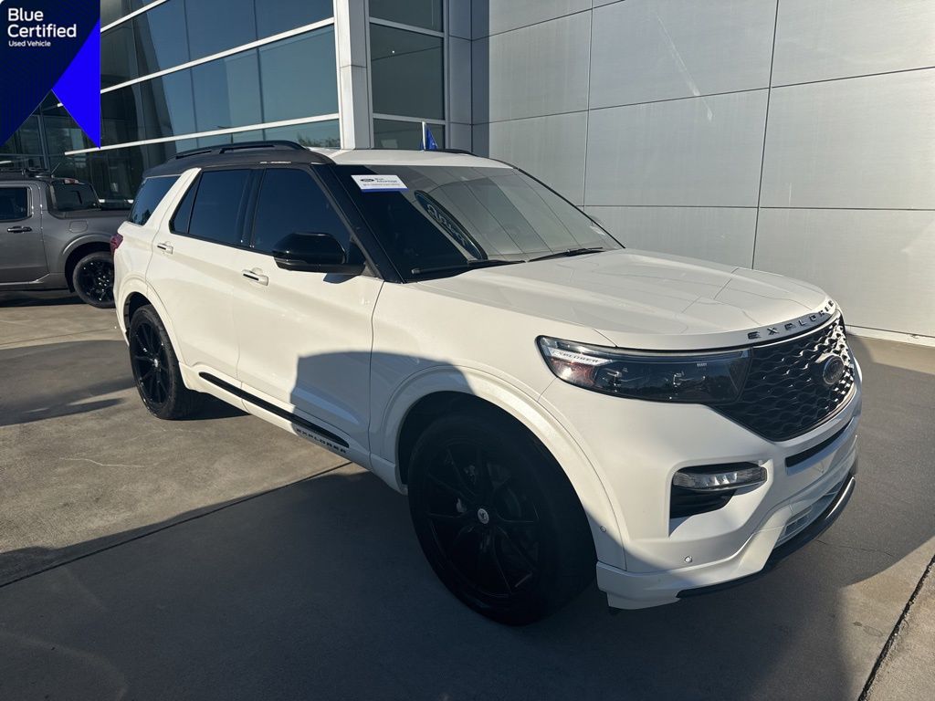 2020 Ford Explorer ST's photo