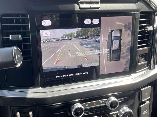 2026 Ford F-350 Lariat photo 8